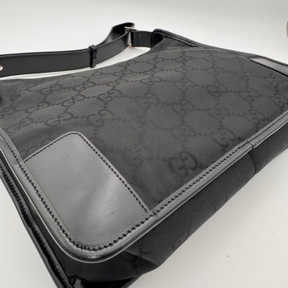 GUCCI Nylon Monogram Shoulder Bag Black - Picture 4 of 8